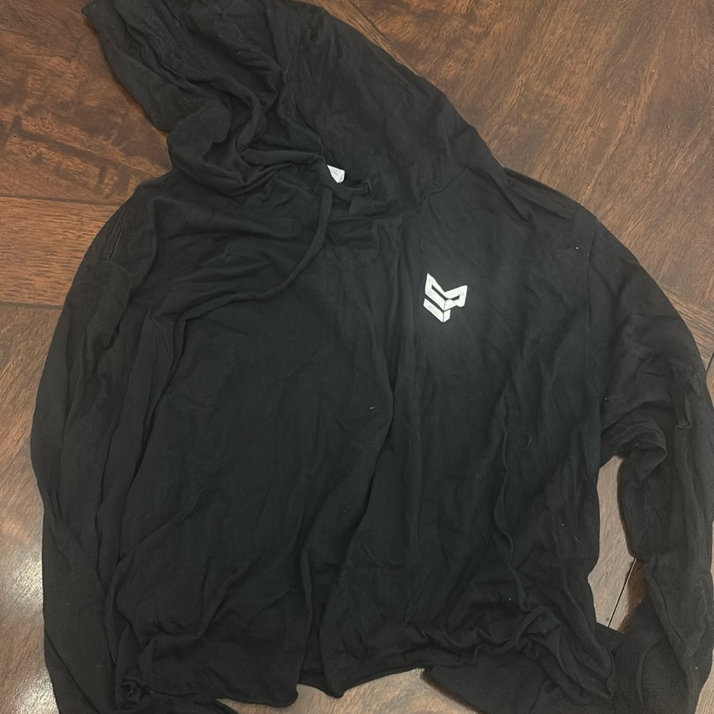 Crop shirt with hood